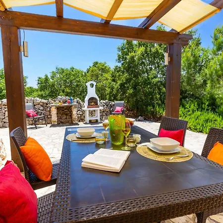 Trullo Selva Piccolo By *